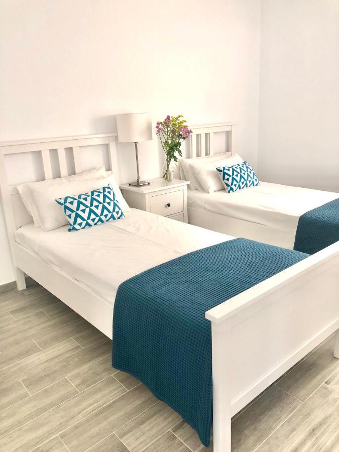 Apartamento Vistamar 内尔哈 外观 照片