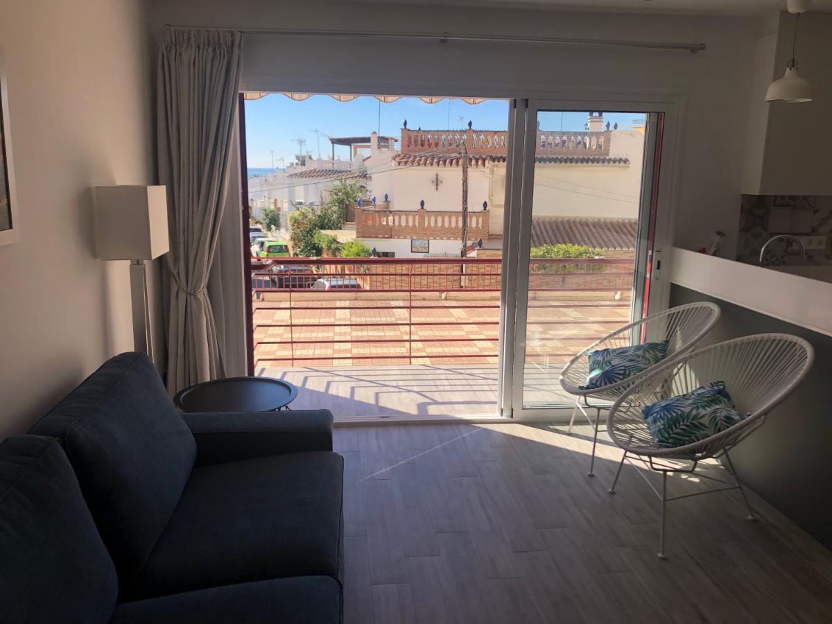 Apartamento Vistamar 内尔哈 外观 照片