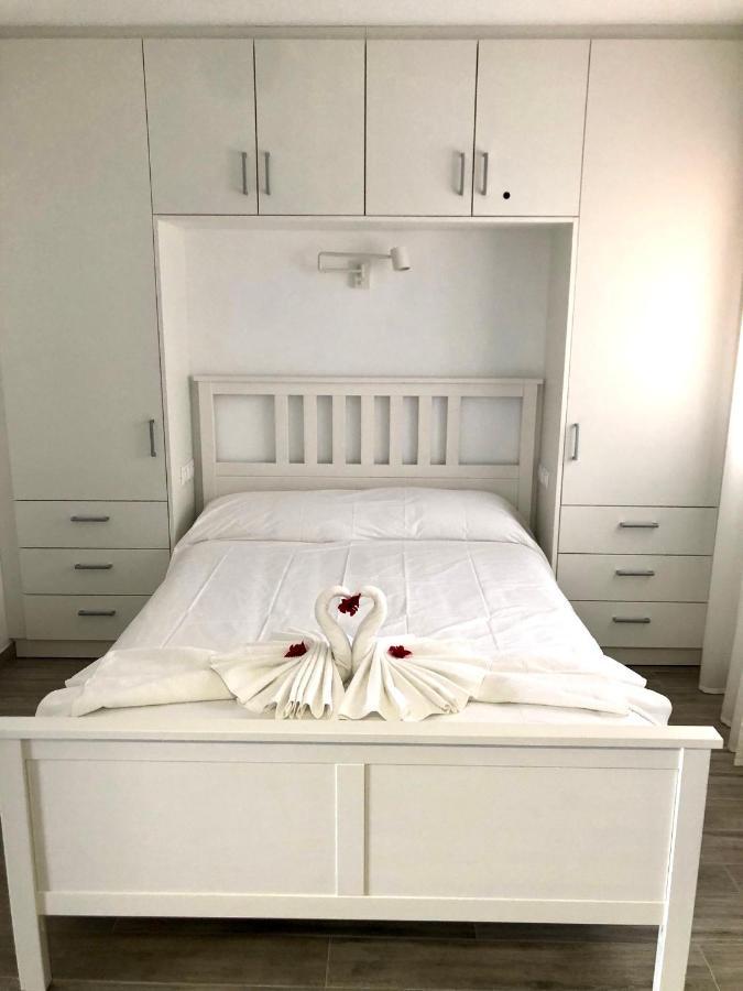 Apartamento Vistamar 内尔哈 外观 照片